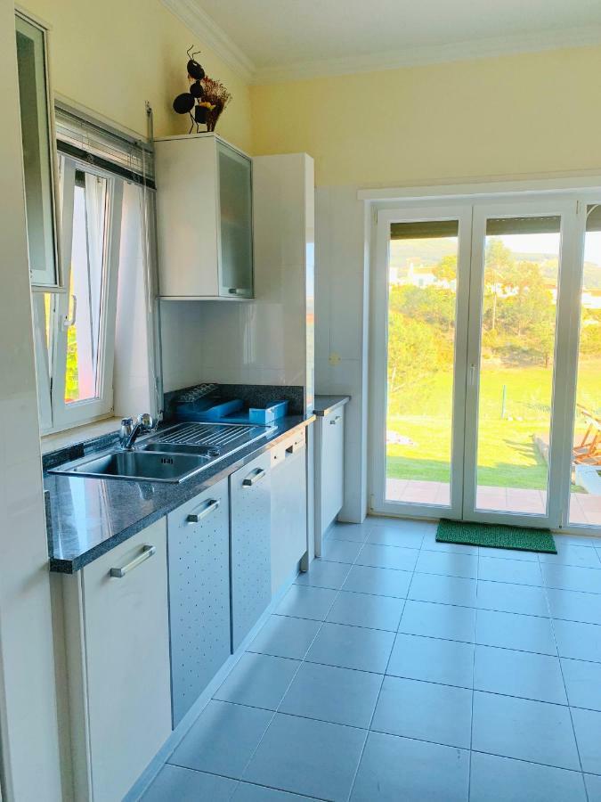 Villa With Swimming Pool In Golf Resort Torres Vedras Buitenkant foto