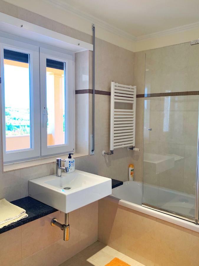 Villa With Swimming Pool In Golf Resort Torres Vedras Buitenkant foto